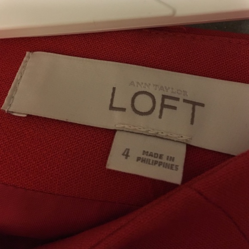 LOFT Suit style skirt. Lined!